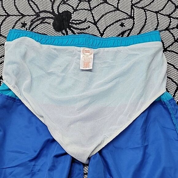 Turquoise and Blue Swim Trunks Boys Size XXL (18) - Picture 6 of 7